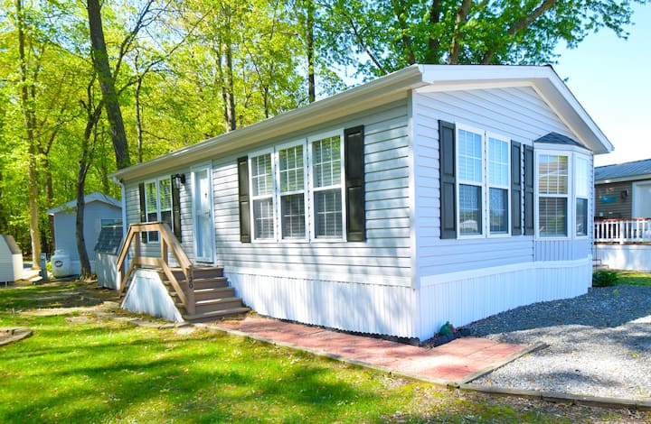 White Horse Park - Skipjack Circle 120 - Selbyville, DE