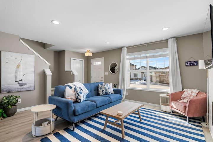 The Birch | 3 Bedrooms | Monthly Discounts | New - Sylvan Lake