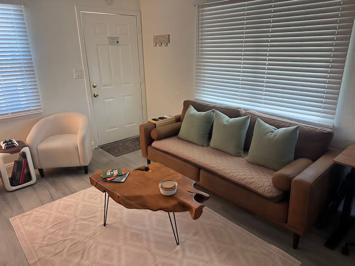 The Touch Residences At Polk - San Diego, CA