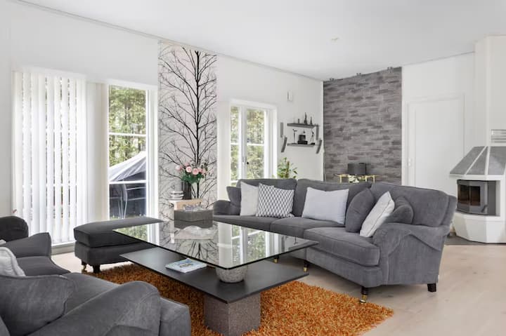 Elegant Villa I Stockholm Nära Sjö & Natur - Upplands Väsby