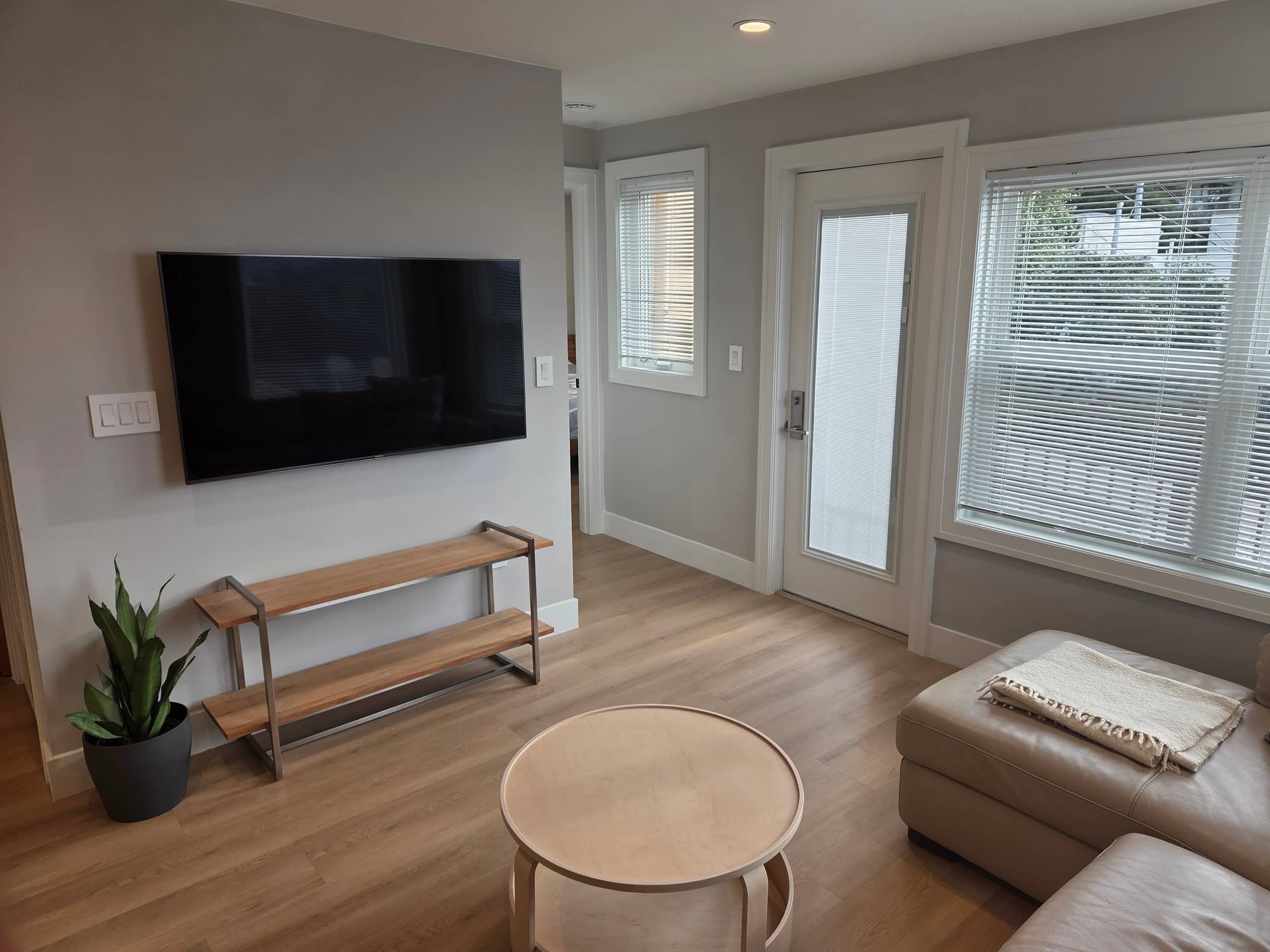 Home in San Francisco · ★5.0 · 1 bedroom · 1 bed · 1 bath - Image 2