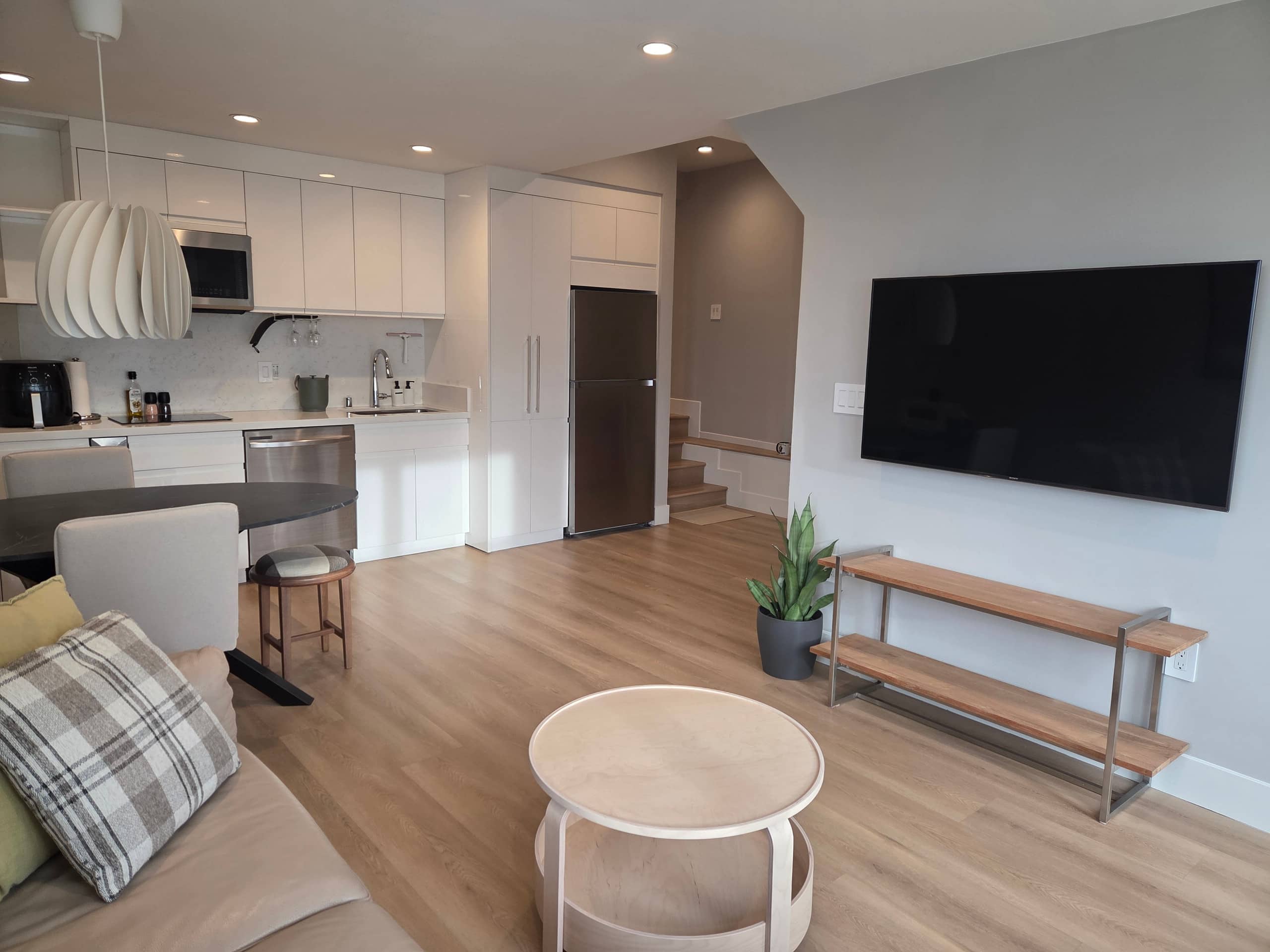 Home in San Francisco · ★5.0 · 1 bedroom · 1 bed · 1 bath - Image 3