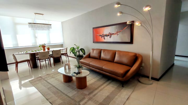 Platinum 2br Apartment - Pool & Ventura - Bolivia