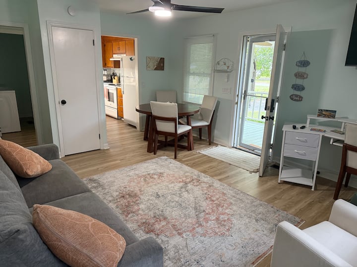 Murrells Inlet Bungalow A - Murrells Inlet, SC