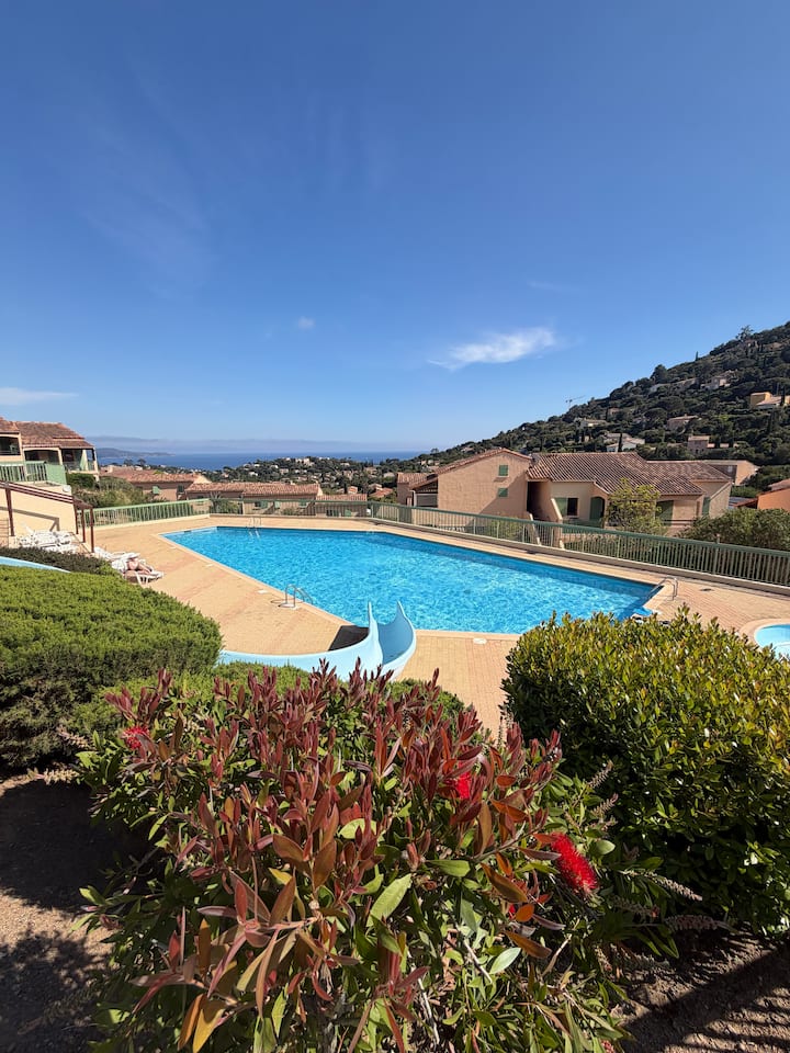 Appartement Maison Vue Mer En Résidence Piscine - Cavalaire-sur-Mer