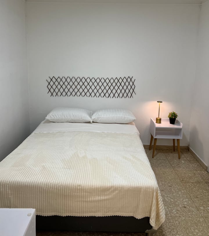 Habitación tranquila y hermosa para descansar.