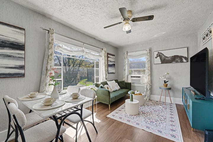 Quiet 3br Retreat  Kids Friendly Sweet Home - 羅徹斯特