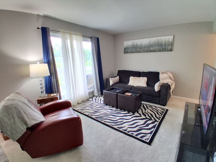Parkville Charming 2 Bdr Apt Walkable To Downtown - Parkville, MO