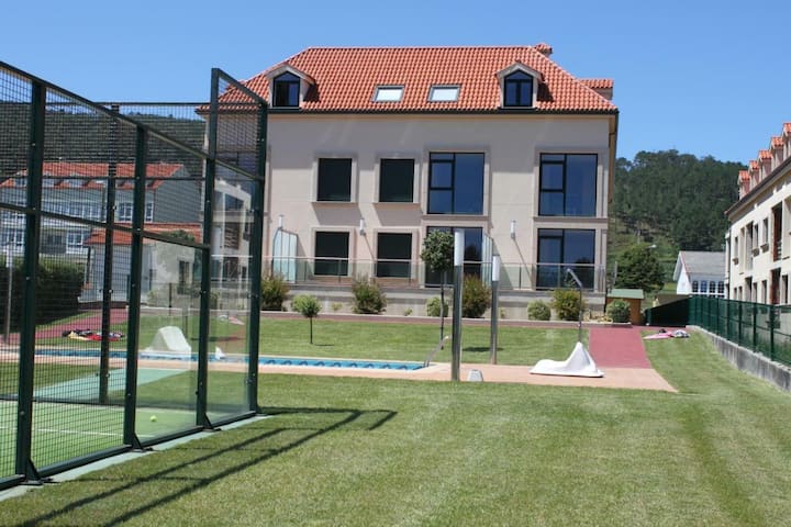 Apartamento Amplio Y Soleado Con Vistas Al Mar - Finisterre