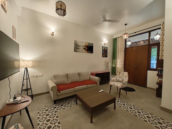 Living room image 1