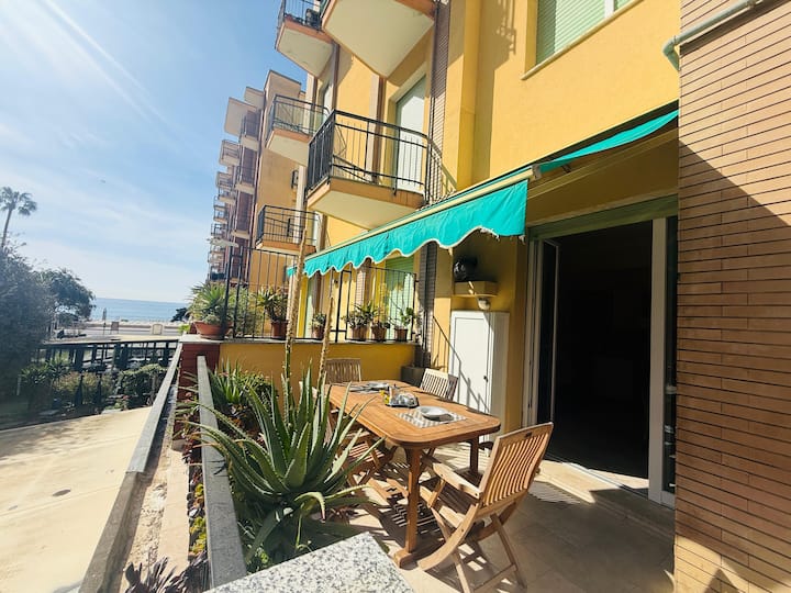 Terrazza Roma  Vista Mare Nel Cuore Di Andora - Andora