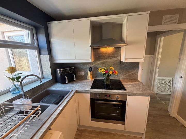 Thirlwell Gardens, River Walks, Free Parking - Carlisle