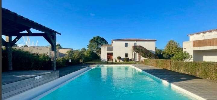 Appartement Climatisé Avec Piscine, Plage Proche - Lecci