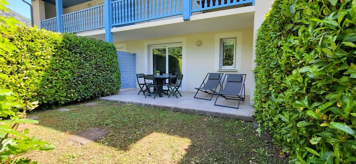 Appartement Avec Terrasse Et Jardin. - Cauterets