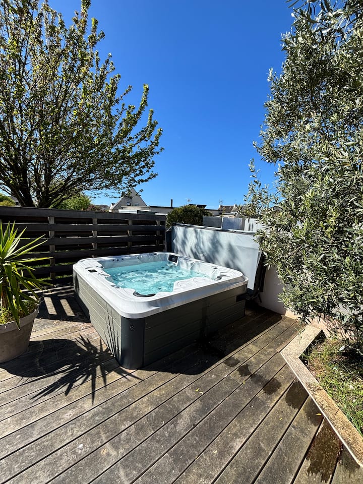 Maison Chaleureuse De Plain Pied Avec Jacuzzi - Concarneau