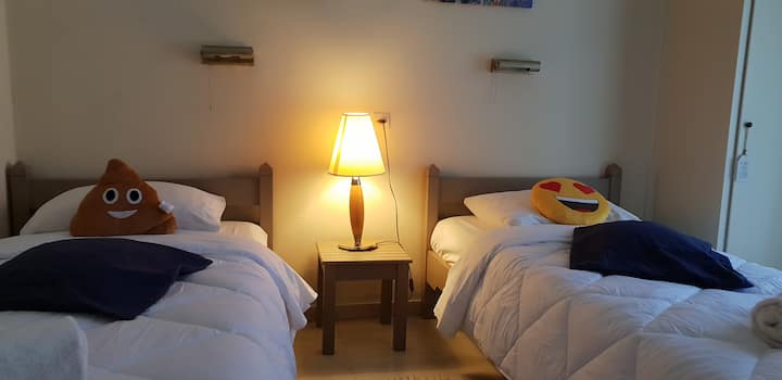 2-bedroom Family Apt Gouvia • 2 Balconies & Pool - Керкира