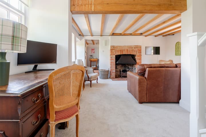 Beautiful 3 Bed Cottage Close To Daylesford & Sfh - 奇平諾頓