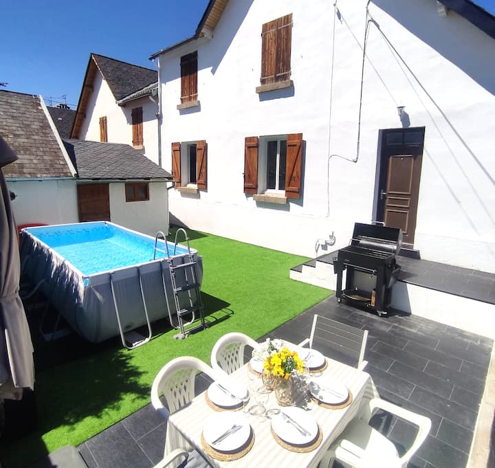 Maison Cosy à Enveitg Avec Jardin Et Cheminée - Ger