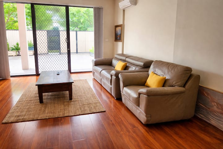 Comfortable 3br Stay - Near Parramatta - Blacktown