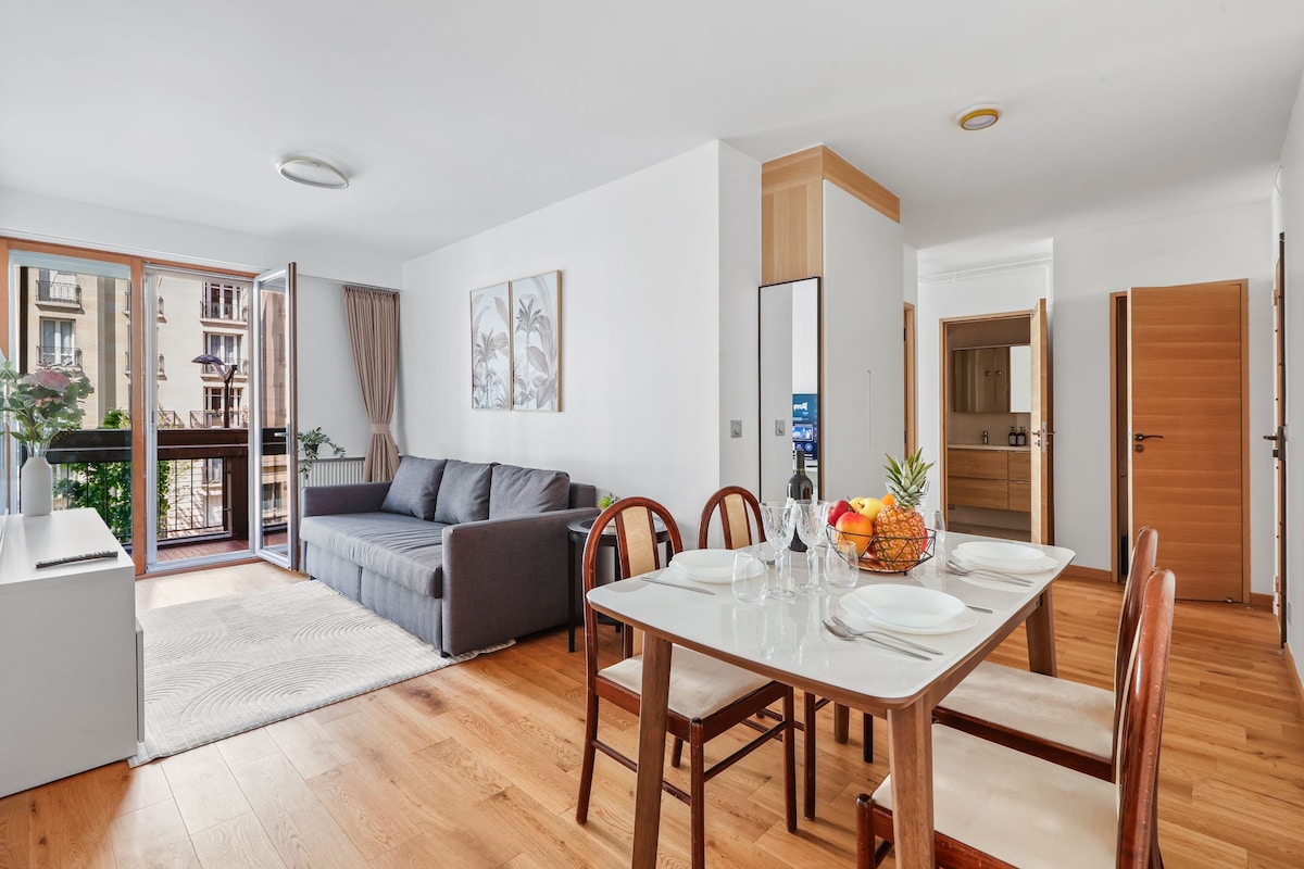 Suite Guersant — Salon