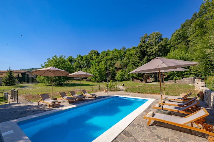 Nature & Pool Escape - Stone House - Kroatië