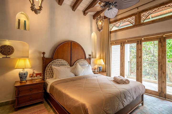 Bedroom 1 image 2