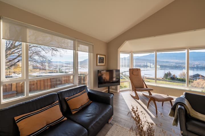 Cozy Hideaway With Breathtaking Fjord Views - Islande