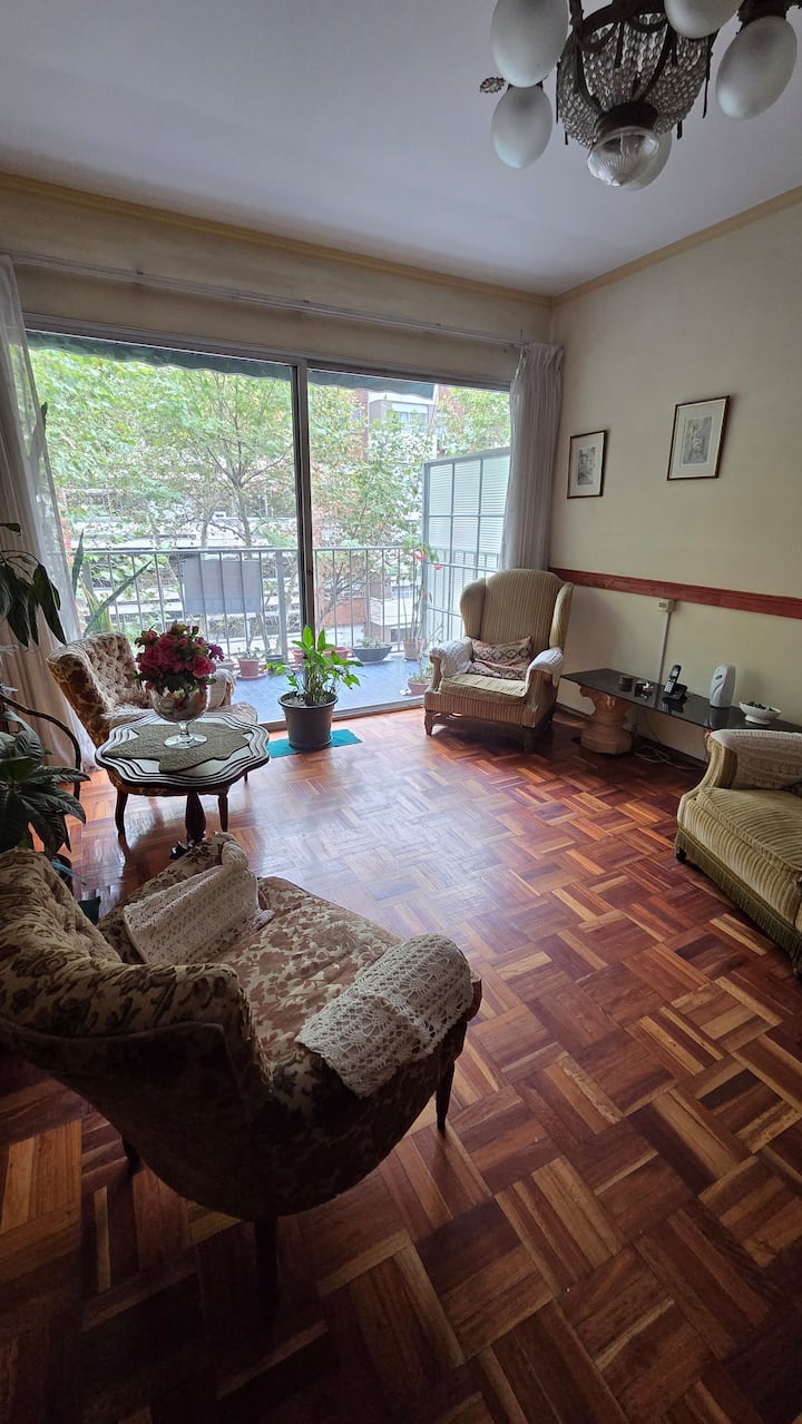 Amplio Apartamento En Excelente Zona - Uruguay