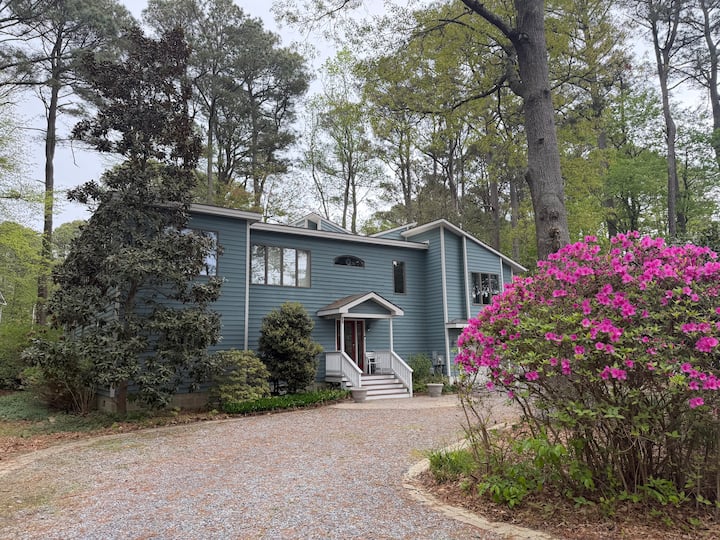 Family Beach Home W/private Middlesex Beach Access - Delaware