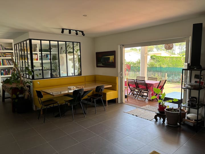 Villa Familiale Paisible Avec Piscine Plein Sud - Gujan-Mestras