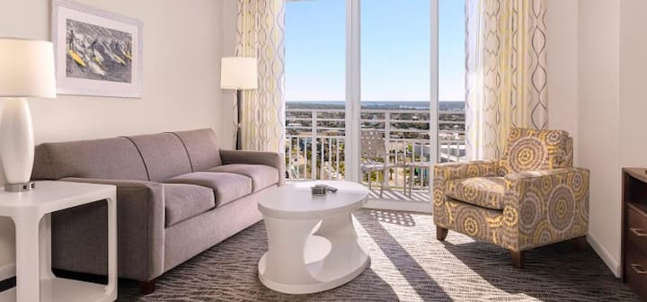 2bd/2ba Lockoff At Ocean Walk - Daytona Beach, FL