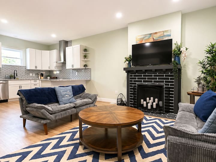Sleeps 10 •4br Home •Perfect For Groups & Families - Grove City, OH