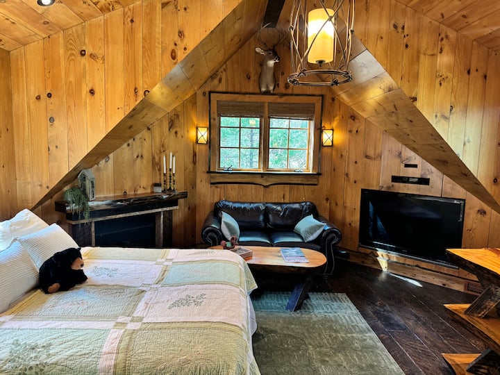 Guest Cabin At "Higher Ground" - Sapphire, NC