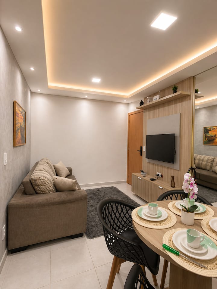 2 Quartos | 1 Vaga | Portaria 24h - Londrina