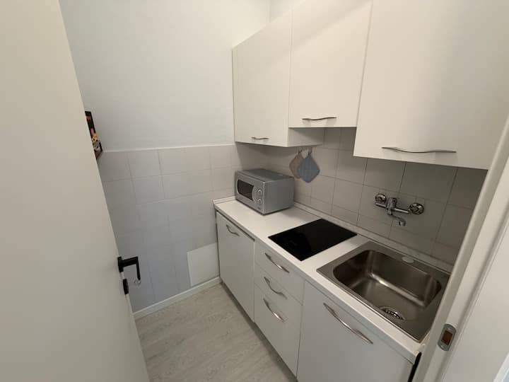 [Hospital Borgo Roma] Free Public Parking - Verona
