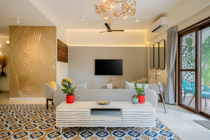 Living room image 2