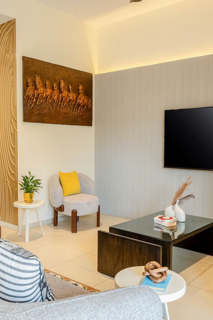Living room image 5