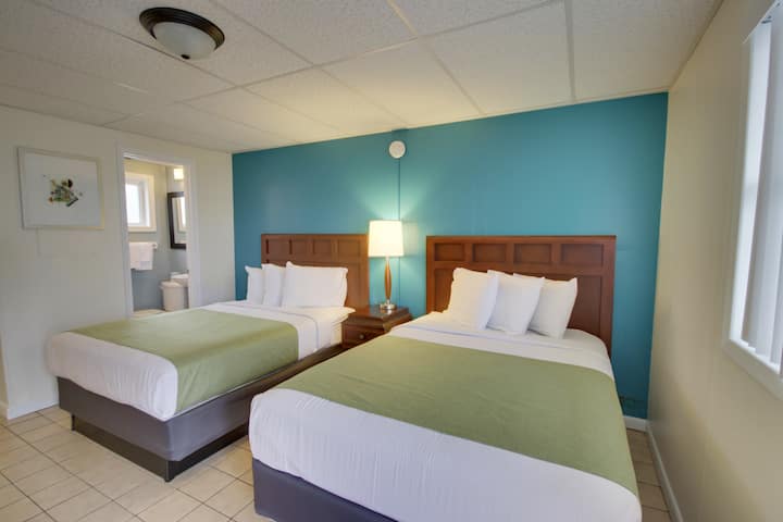 Steps From The Beach + On-site Parking & Wi-fi - Ocean City, MD