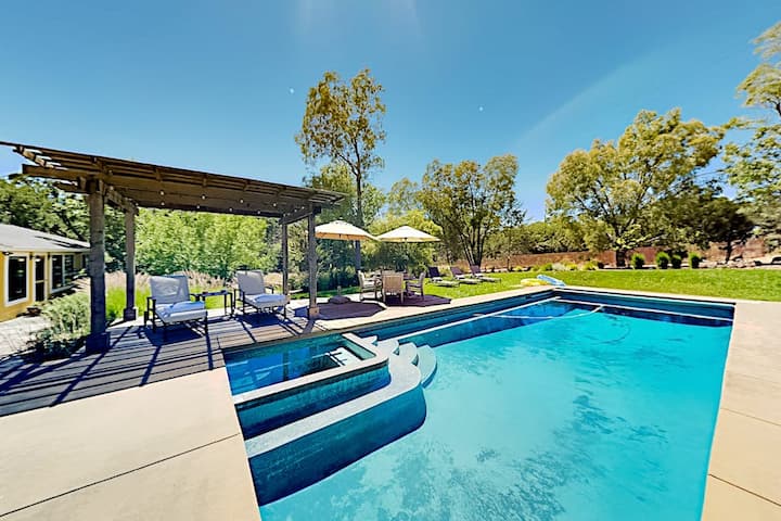 Glen Ellen Heated Pool Estate On 5 Secluded Acres - Glen Ellen, CA