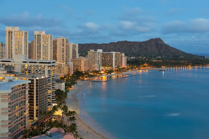 Two Pet-friendly Rooms, Enjoy At The Outdoor Pool! - Honolulu, HI