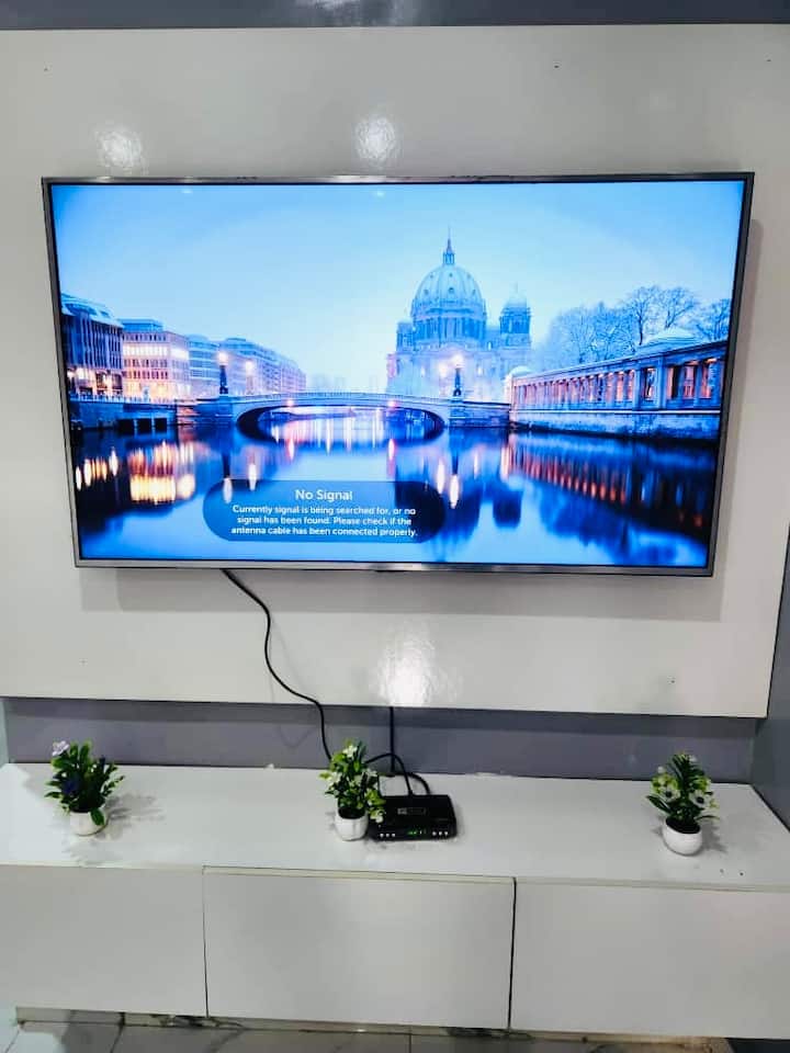 Affordable Studio, 24/7 Power, Security &Fast Wifi - Lagos