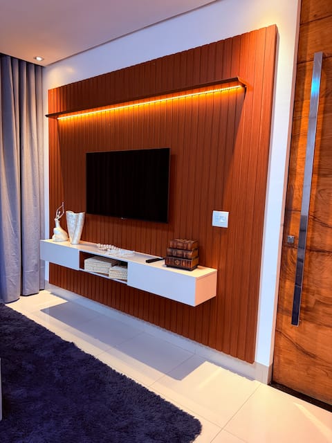 Airbnb em destaque: Comfort and sophistication in the best location. em Montes Claros