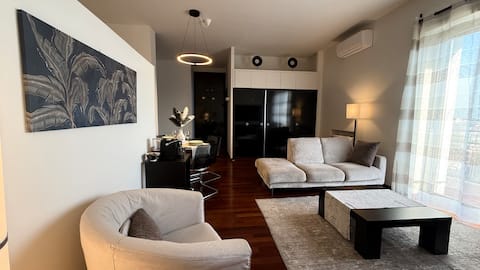 Top Airbnb: Panoramic studio apartment on the 9th floor. a Torino