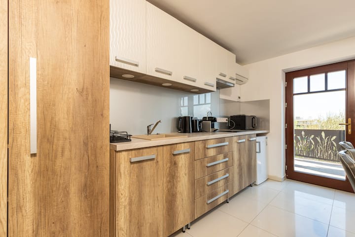 Terra Suite-jacuzzi, Lake View & Bbq Terrace - Balatonkenese