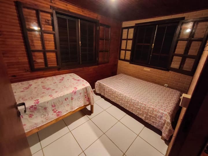 Dhomë gjumi 2