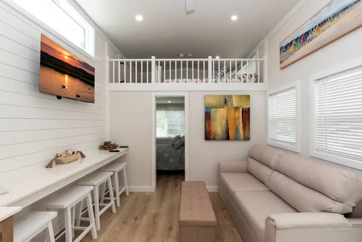 Pool • Fire Pit • Amenities • Sleeps 8 - Ocean View, NJ