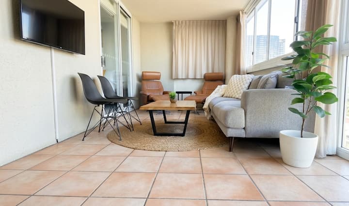 Resort 2br | Lagoon Pool, Spa | Sleeps 6 + Babies - Brisbane