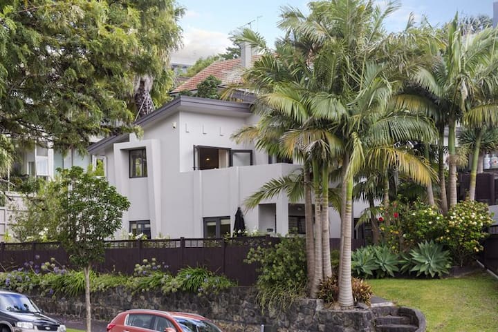 30% Off - Orakei Family Oasis 4 Double Bedrooms - Auckland