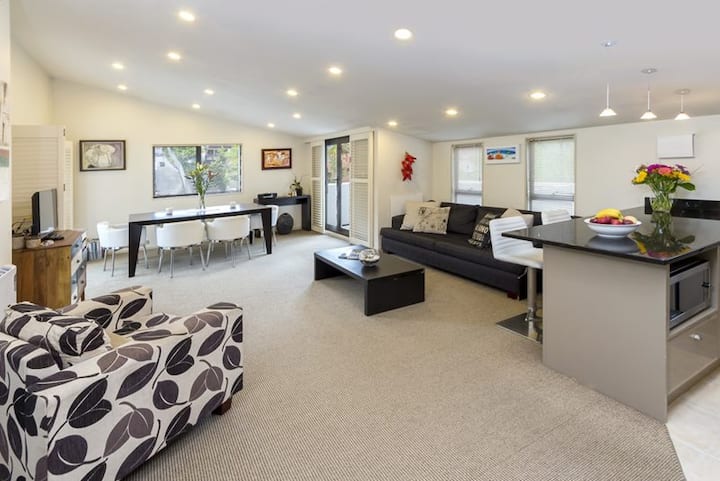 30% Off - Orakei Family Oasis 4 Double Bedrooms - Auckland