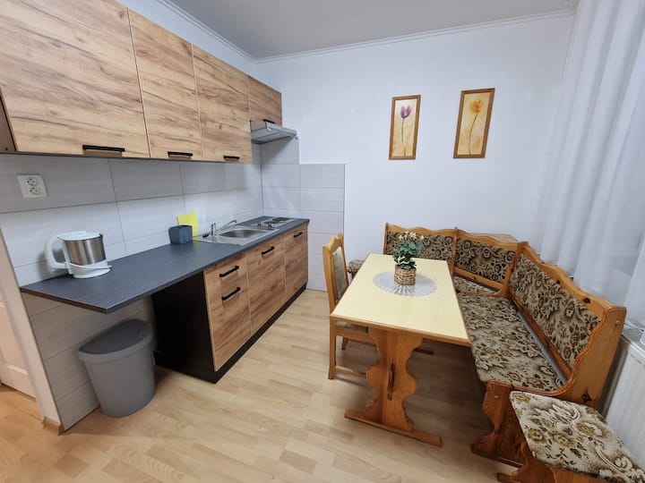 Ubytovanie Pre 7 Osôb – Firmy ŠAľa - Diakovce